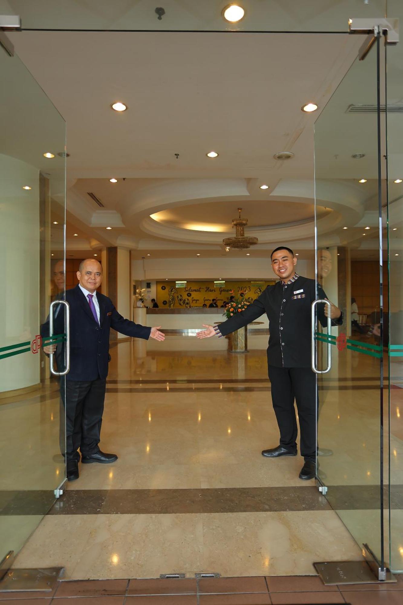 Dynasty Hotel Miri Zewnętrze zdjęcie