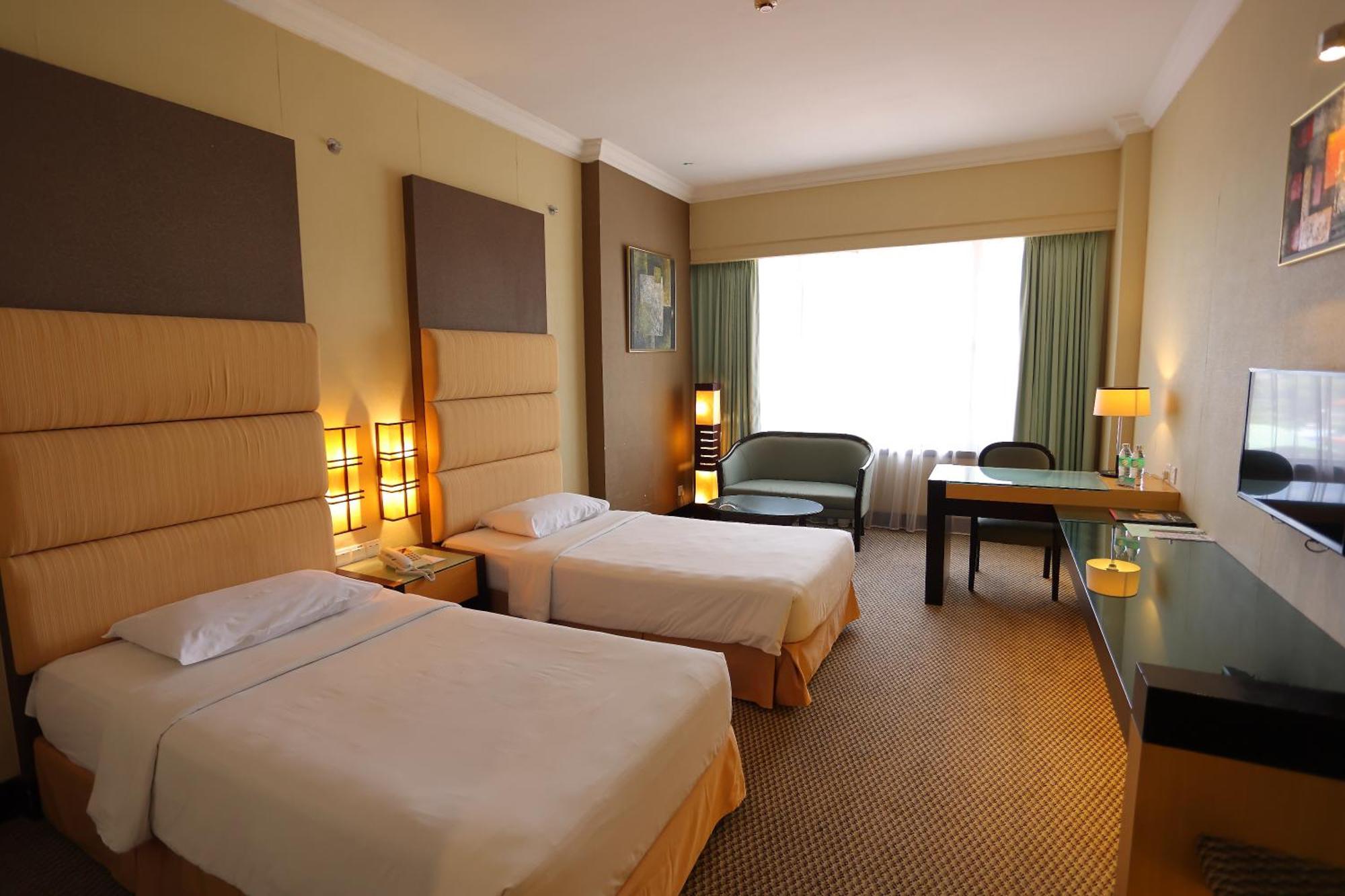 Dynasty Hotel Miri Zewnętrze zdjęcie