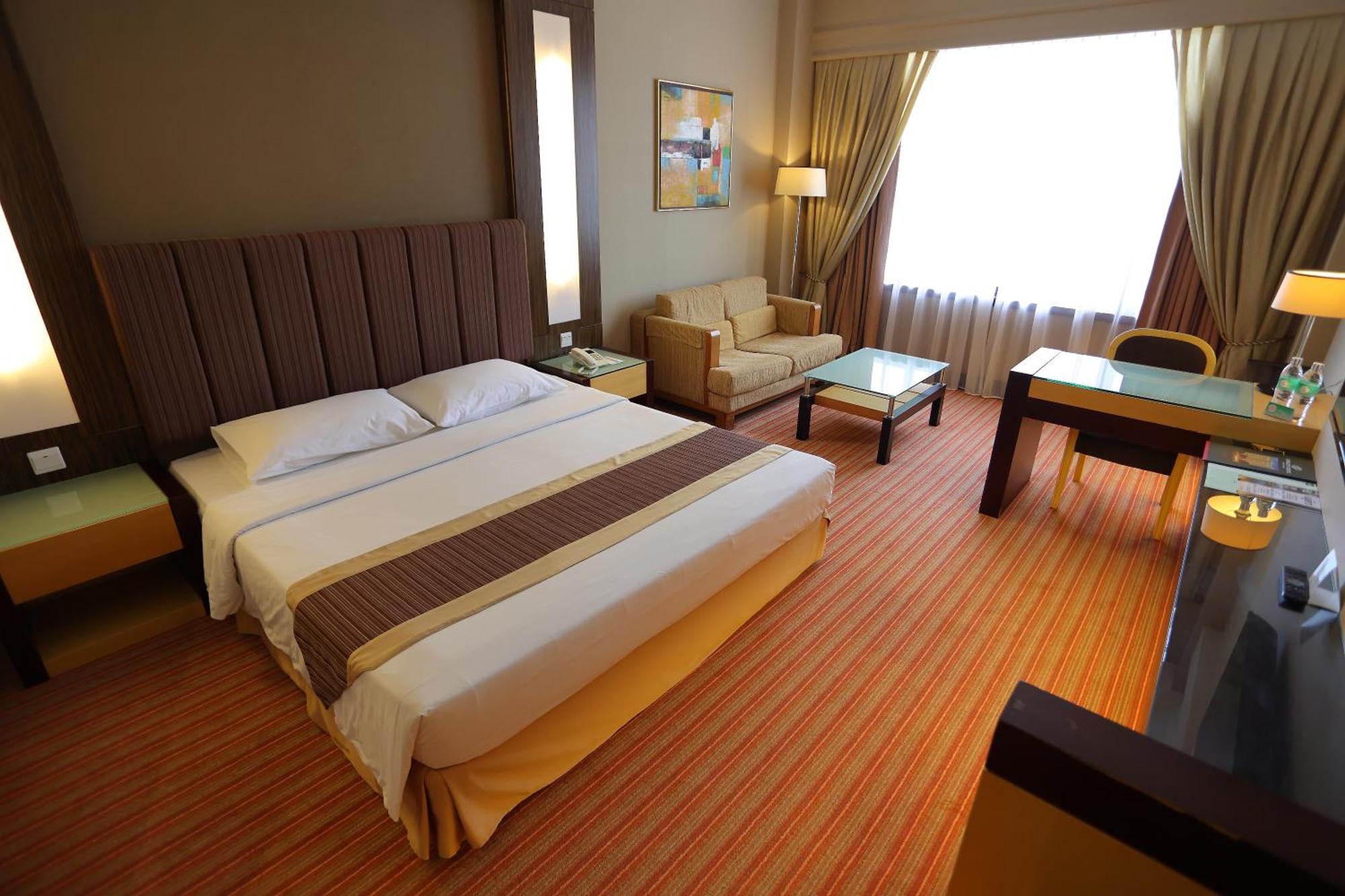 Dynasty Hotel Miri Zewnętrze zdjęcie