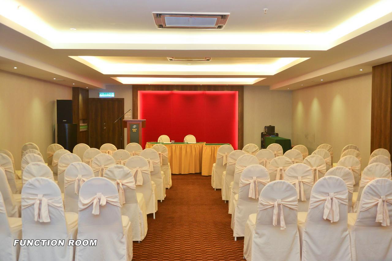 Dynasty Hotel Miri Zewnętrze zdjęcie